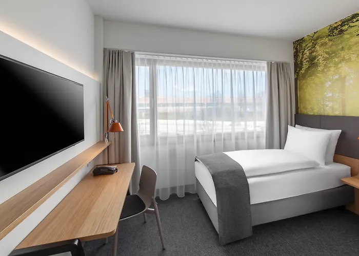 Holiday Inn Munich - Leuchtenbergring, an IHG Hotel